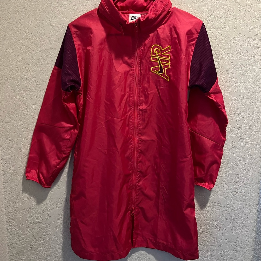 Women’s Large Nike Air Jacket with hood in the collar